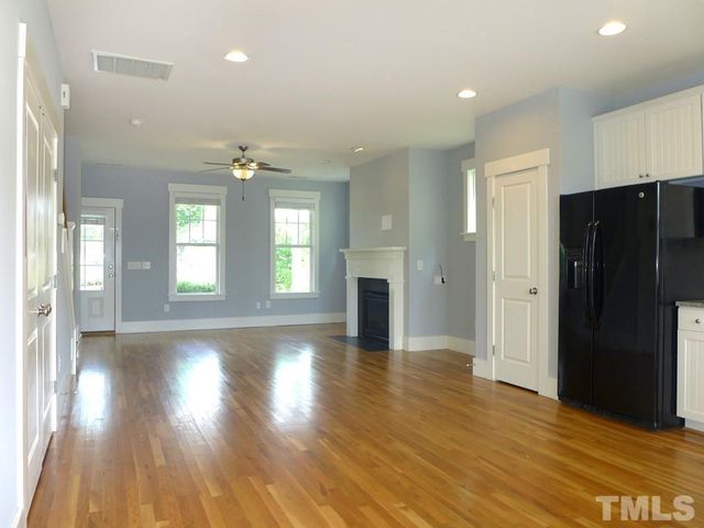 74 Owen Towne Road, Chapel Hill, NC 27516