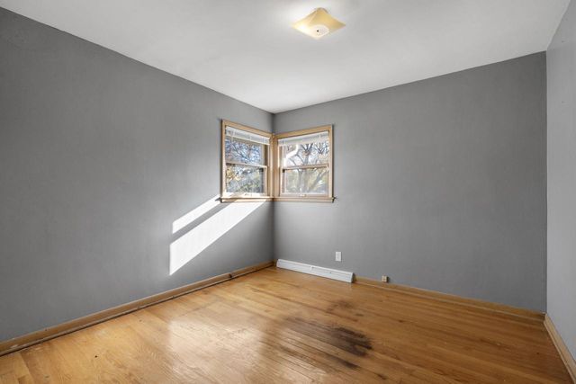 5100 N 66th STREET, Milwaukee, WI 53218