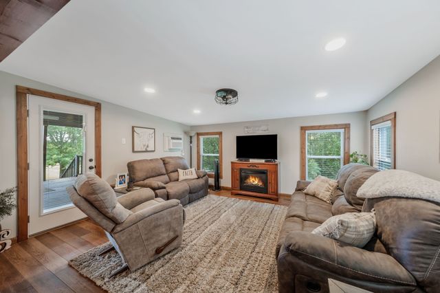 190 Carmack Dr, Lexington, TN 38351