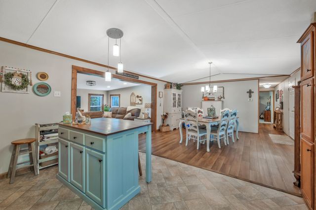 190 Carmack Dr, Lexington, TN 38351