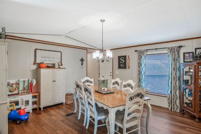 190 Carmack Dr, Lexington, TN 38351