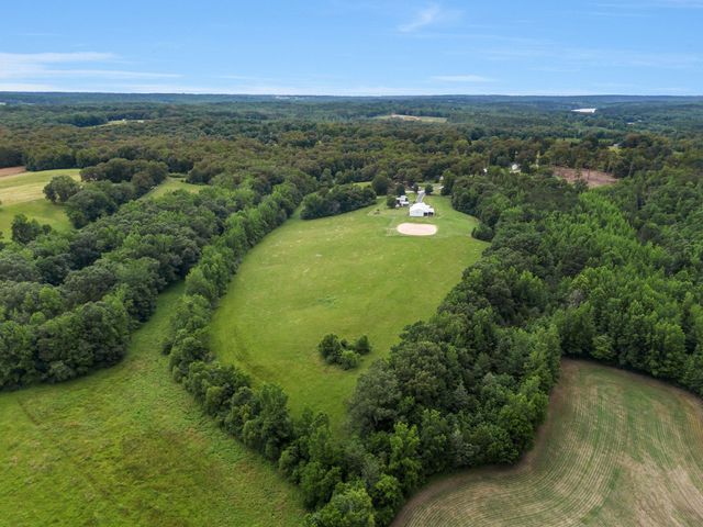 190 Carmack Dr, Lexington, TN 38351