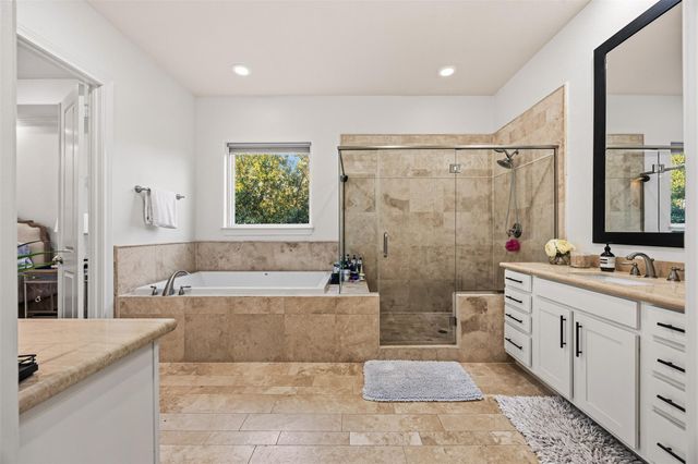 1819 Wrenwood Lakes, Houston, TX 77043