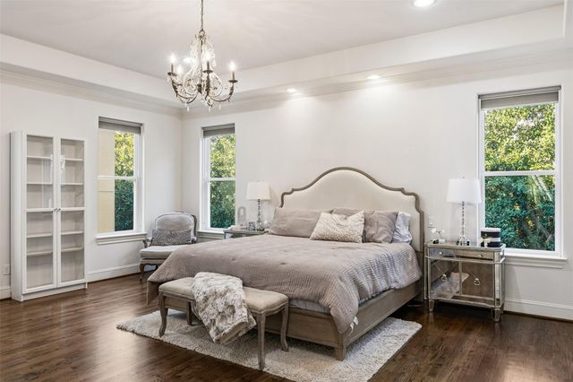 1819 Wrenwood Lakes, Houston, TX 77043