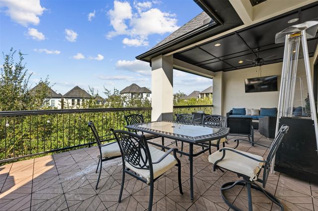 1819 Wrenwood Lakes, Houston, TX 77043