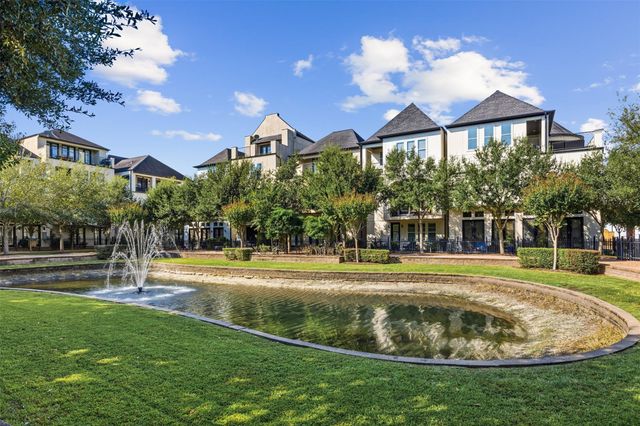 1819 Wrenwood Lakes, Houston, TX 77043