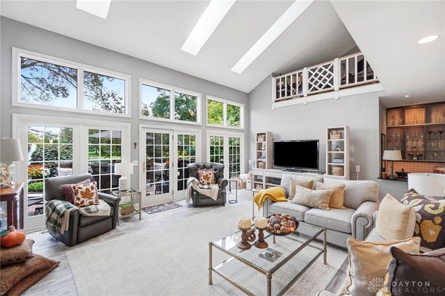 5656 Stone Lake Drive, Dayton, OH 45429