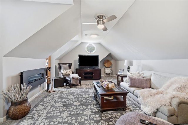 5656 Stone Lake Drive, Dayton, OH 45429