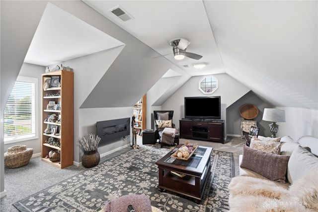 5656 Stone Lake Drive, Dayton, OH 45429
