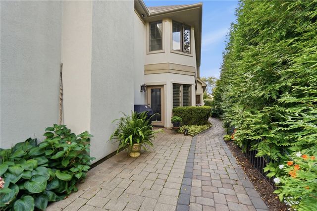 5656 Stone Lake Drive, Dayton, OH 45429