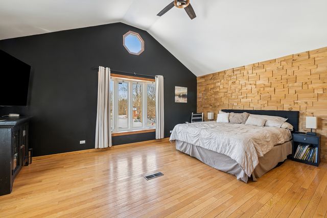 8701 Riley Road, Wonder Lake, IL 60097