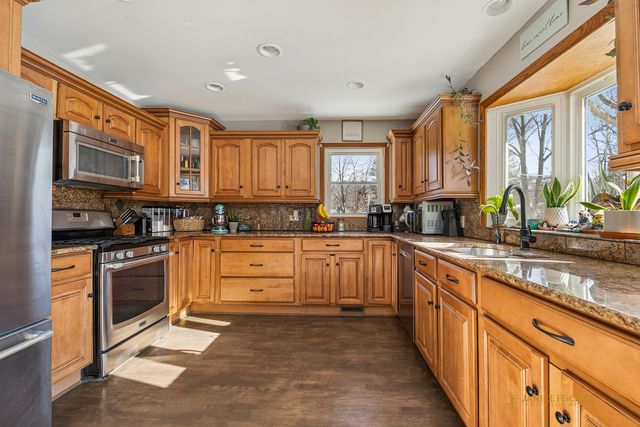 8701 Riley Road, Wonder Lake, IL 60097