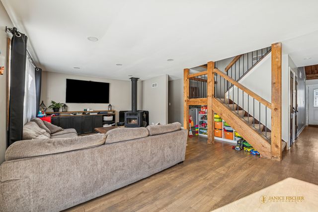 8701 Riley Road, Wonder Lake, IL 60097