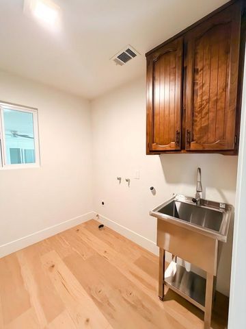 4303 W Hurley Avenue, Visalia, CA 93291