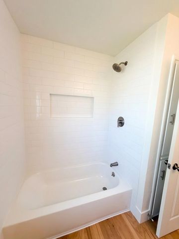 4303 W Hurley Avenue, Visalia, CA 93291