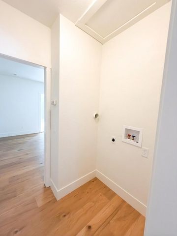 4303 W Hurley Avenue, Visalia, CA 93291