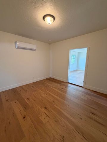 4303 W Hurley Avenue, Visalia, CA 93291