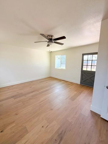 4303 W Hurley Avenue, Visalia, CA 93291