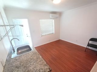 919 N 19th Ave b, Hollywood, FL 33020