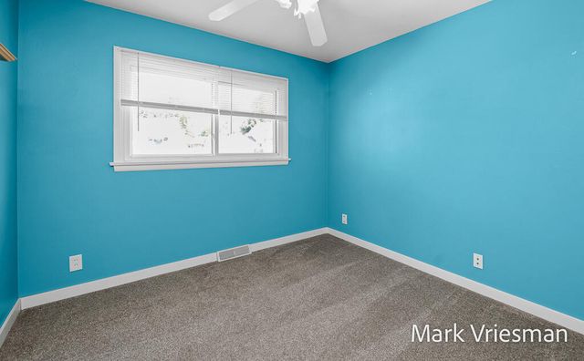 3125 Coolidge Road, Muskegon, MI 49441