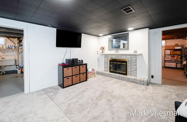 3125 Coolidge Road, Muskegon, MI 49441
