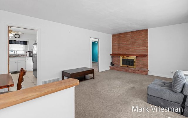 3125 Coolidge Road, Muskegon, MI 49441