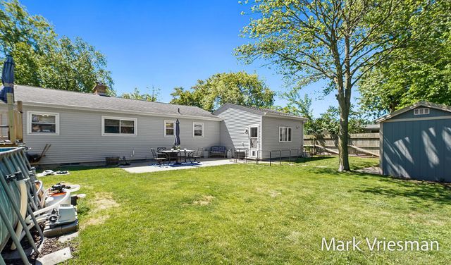 3125 Coolidge Road, Muskegon, MI 49441