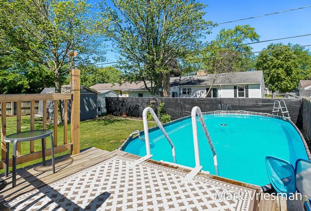 3125 Coolidge Road, Muskegon, MI 49441