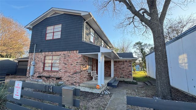 114 Wes Jespersen Way, Duncanville, TX 75116