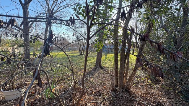 114 Wes Jespersen Way, Duncanville, TX 75116