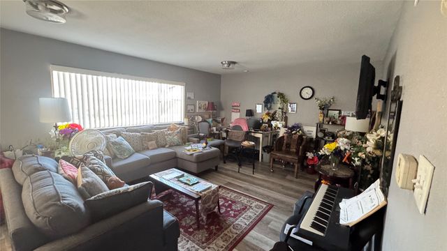 114 Wes Jespersen Way, Duncanville, TX 75116