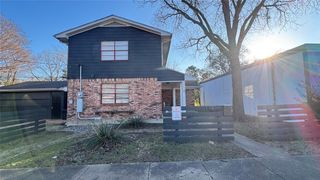 114 Wes Jespersen Way, Duncanville, TX 75116