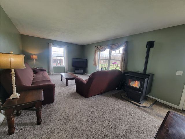 15120 HOLMES Road, Waterford, PA 16441