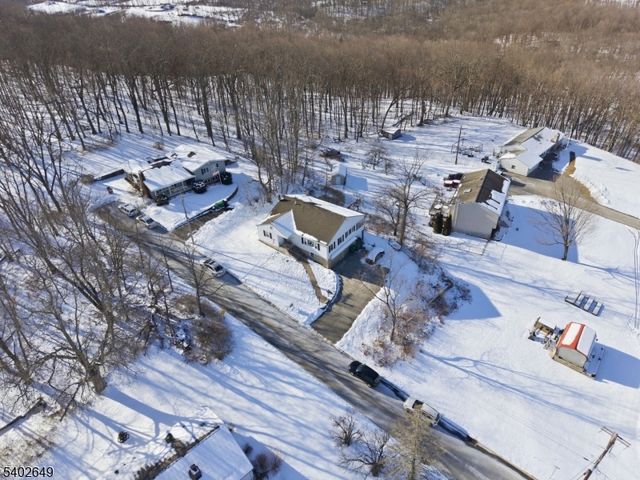 32 Willow St, Sussex Boro, NJ 07461