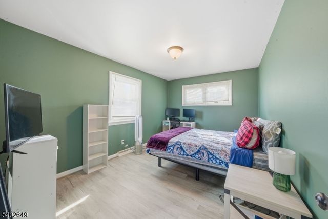 32 Willow St, Sussex Boro, NJ 07461