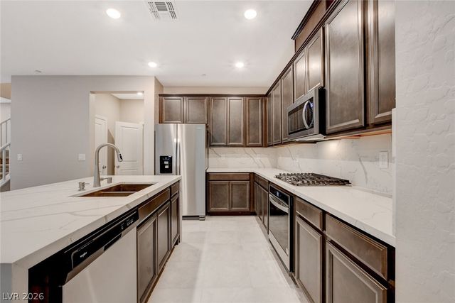 11553 Alpine Cove Avenue, Las Vegas, NV 89138