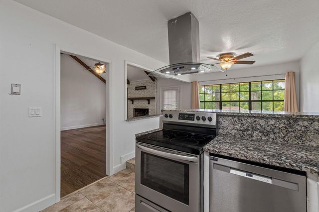 400 Hacienda Ave., Hattiesburg, MS 39402