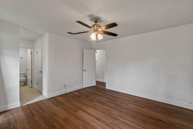 400 Hacienda Ave., Hattiesburg, MS 39402