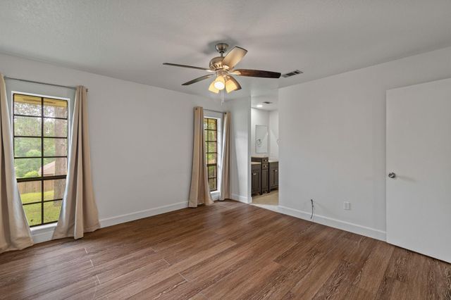 400 Hacienda Ave., Hattiesburg, MS 39402