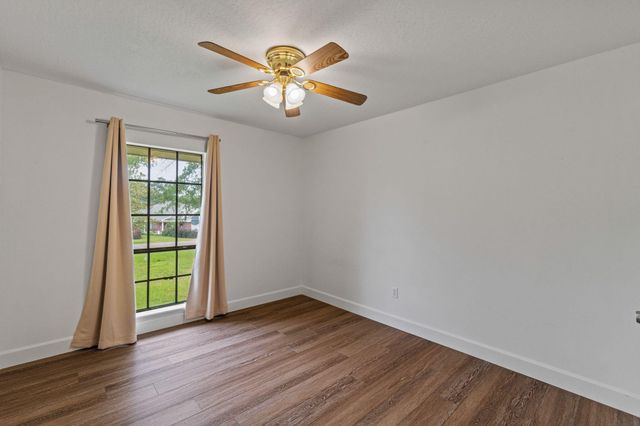 400 Hacienda Ave., Hattiesburg, MS 39402