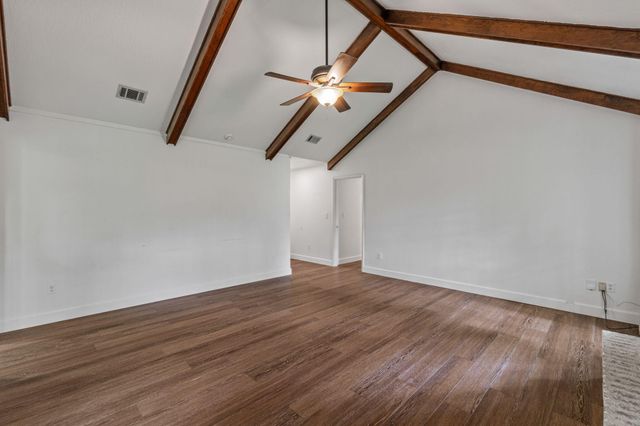 400 Hacienda Ave., Hattiesburg, MS 39402