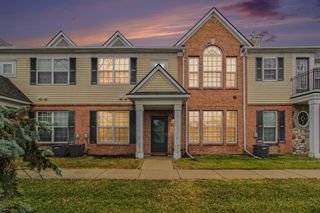 23790 Northstone Village Drive, Taylor, MI 48180