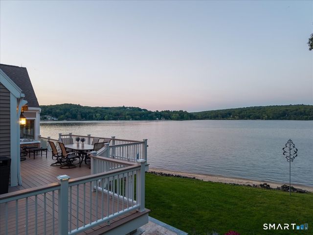409 River Road, Deep River, CT 06417