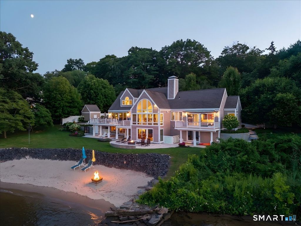 409 River Road, Deep River, CT 06417