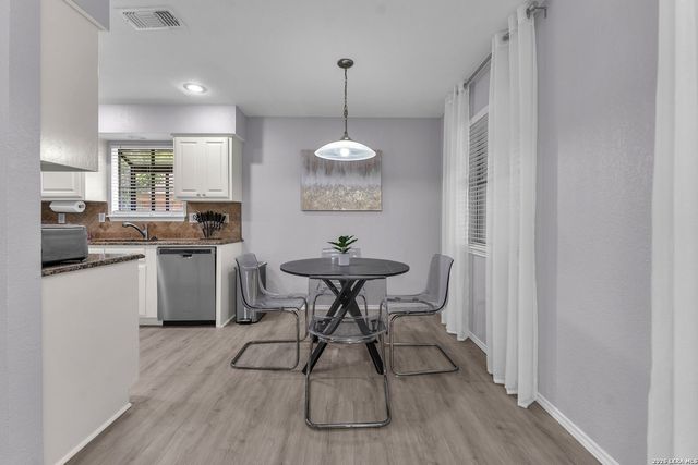 139 Navajo Circle, Cibolo, TX 78108