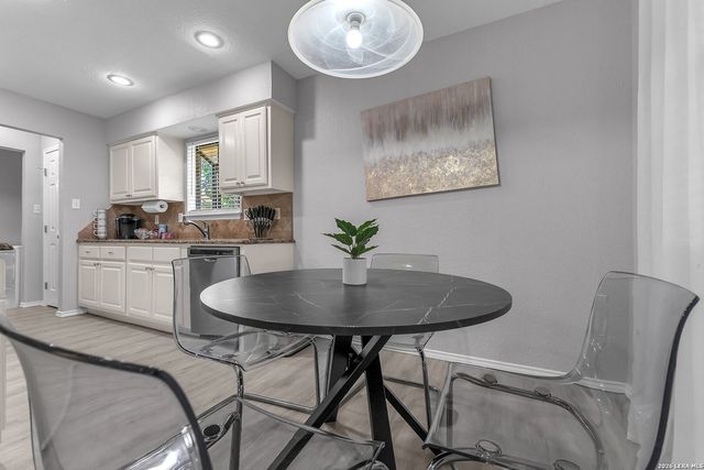 139 Navajo Circle, Cibolo, TX 78108