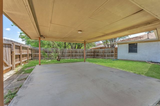 139 Navajo Circle, Cibolo, TX 78108