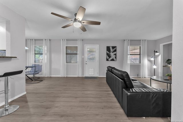 139 Navajo Circle, Cibolo, TX 78108