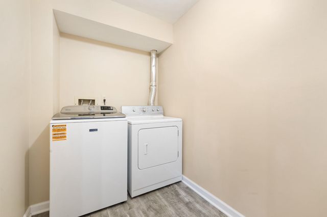 14516 OAK CLUSTER DR, Centreville, VA 20120