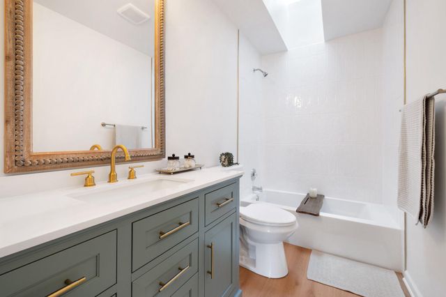 14516 OAK CLUSTER DR, Centreville, VA 20120